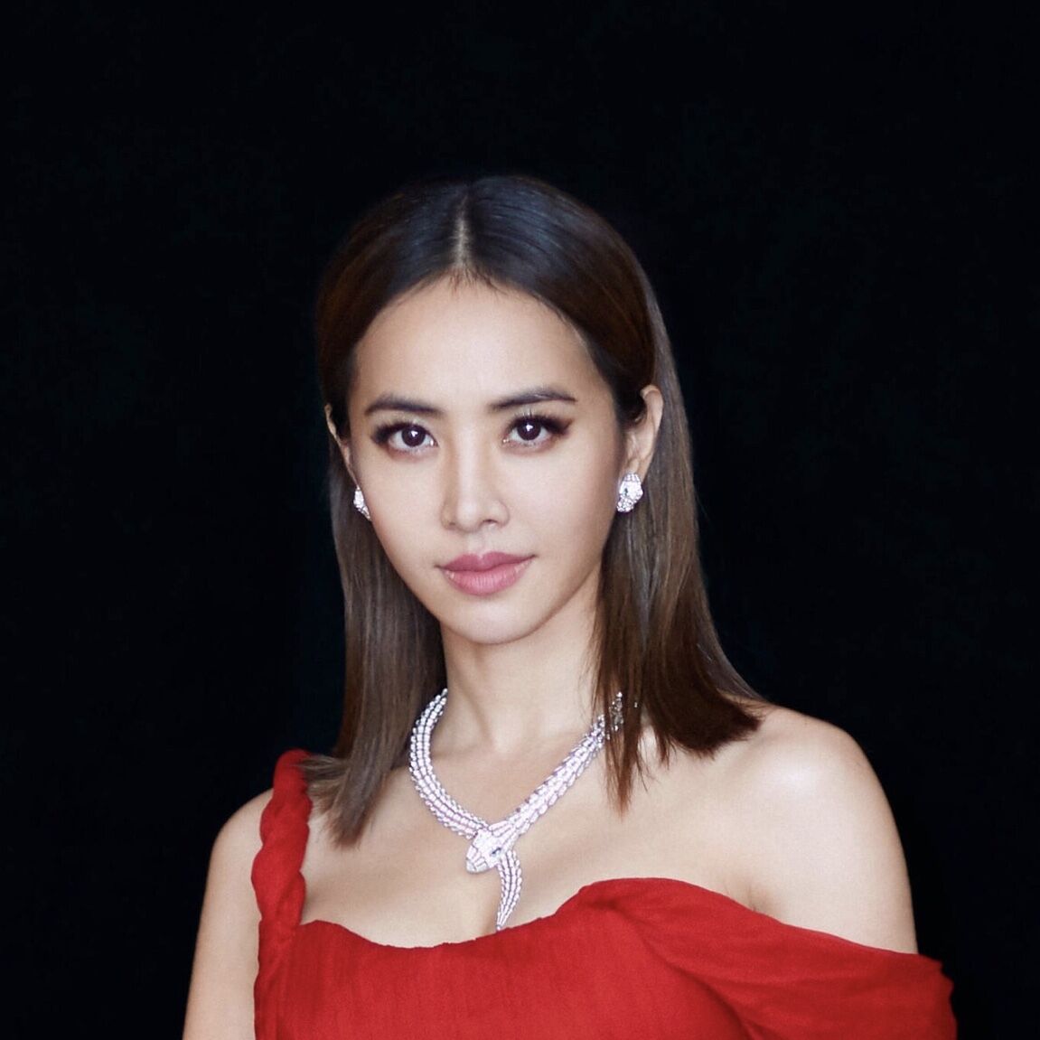 报尚名来158厘米的身高两米八的气场蔡依林尽情玩美